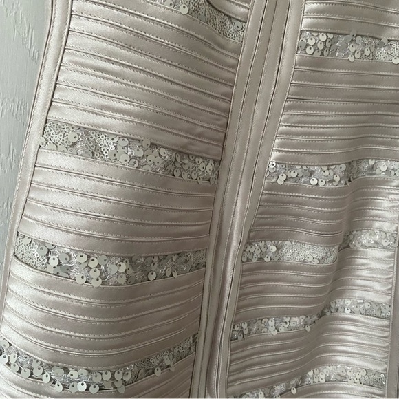 BCBG DRESS - Picture 4 of 5